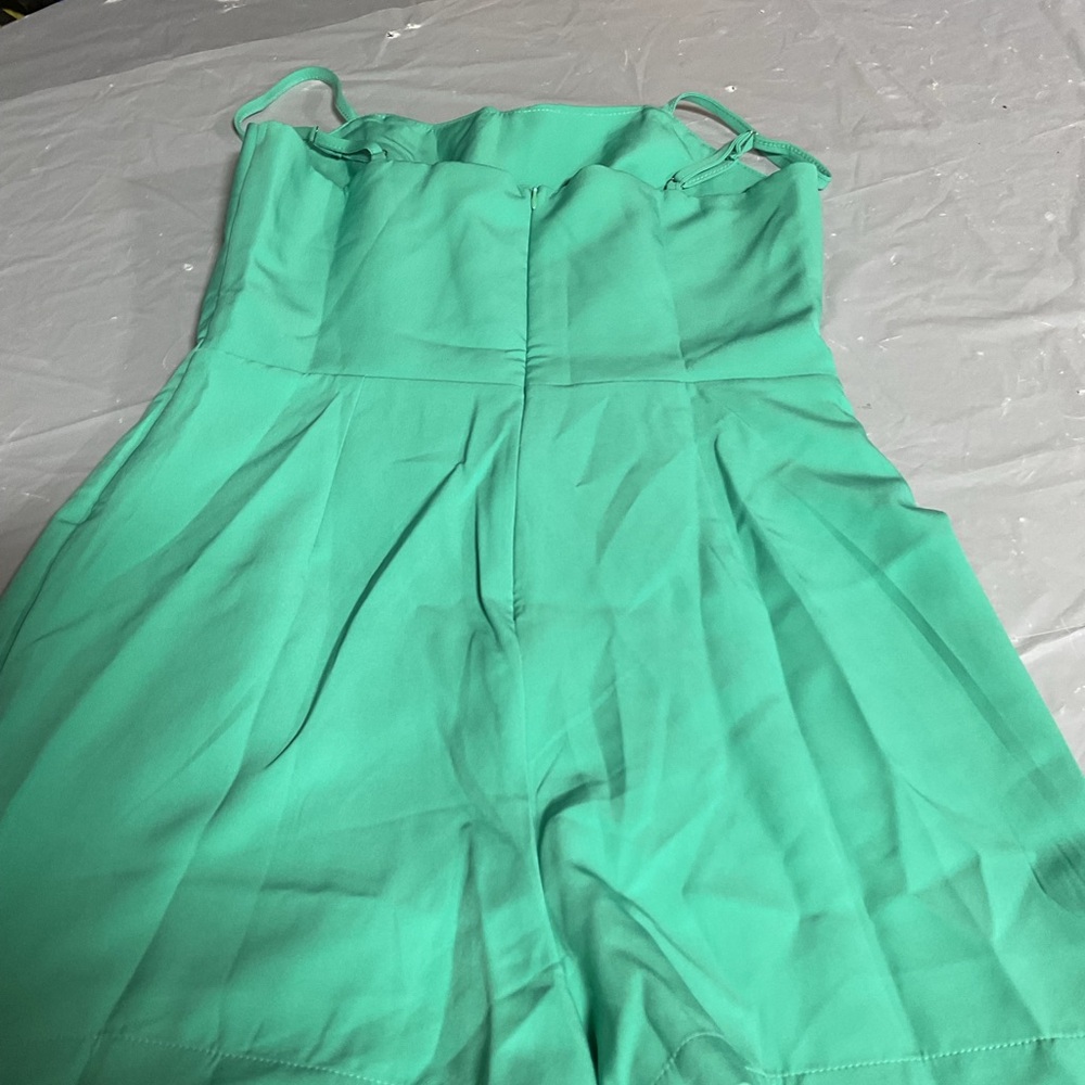 chic Mint Green Mini Dress Romper - Picture 3 of 7